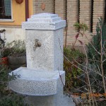 Fontana in Pietra Locale (ARREDO URBANO)